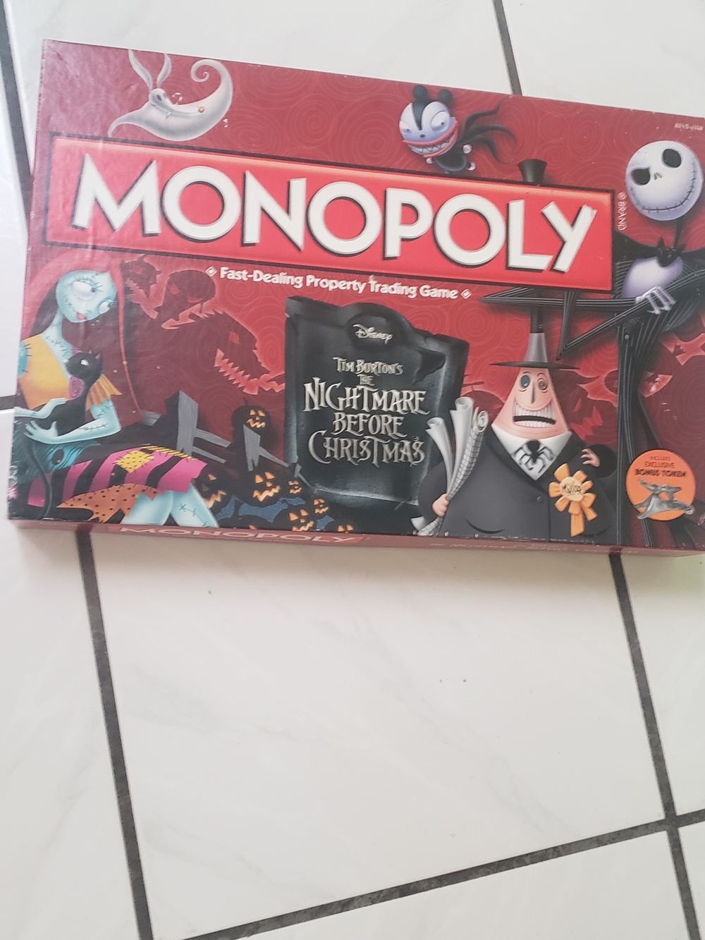 Exellent condition Disney Monopoly "The Nightmare Before Christmas" red game box